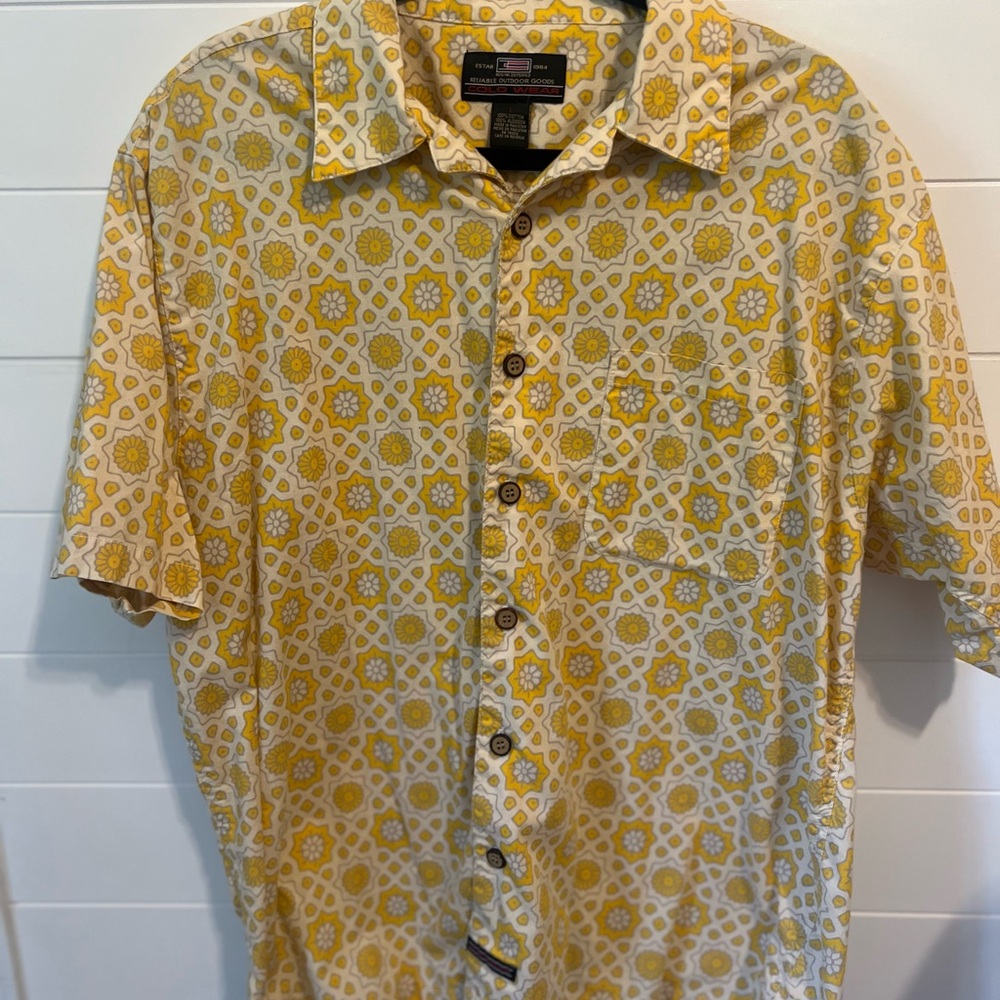 Yellow Casual Button Down Shirt with Geometric Pattern
